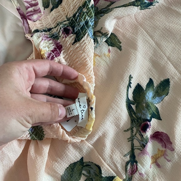 LOVE TREE Blush Floral Mini Dress (Size Large) - Picture 4 of 5